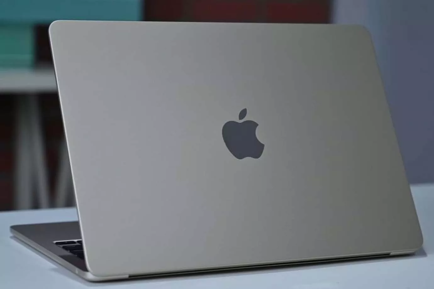 MacBook Air avec écran 15,5 pouces prévu pour le lancement au printemps 2023